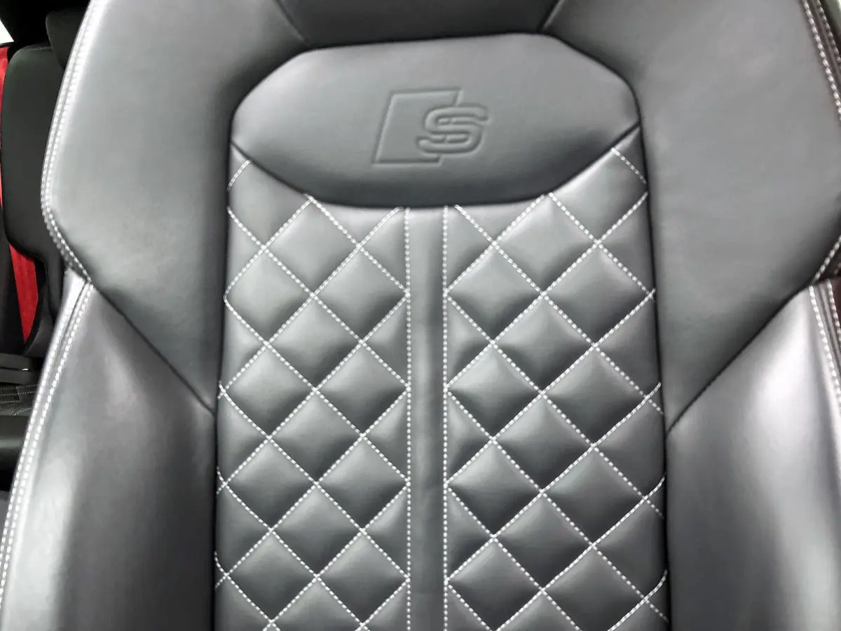 60 TFSI e quattro Pro Line S Competition 490 PK | S-line | Maxton Design Pakket | 360 Camera | Panoramadak | Bang & Olufsen Advanced 3D | Climate Control | Navigatie | Trekhaak | Stoelverwar