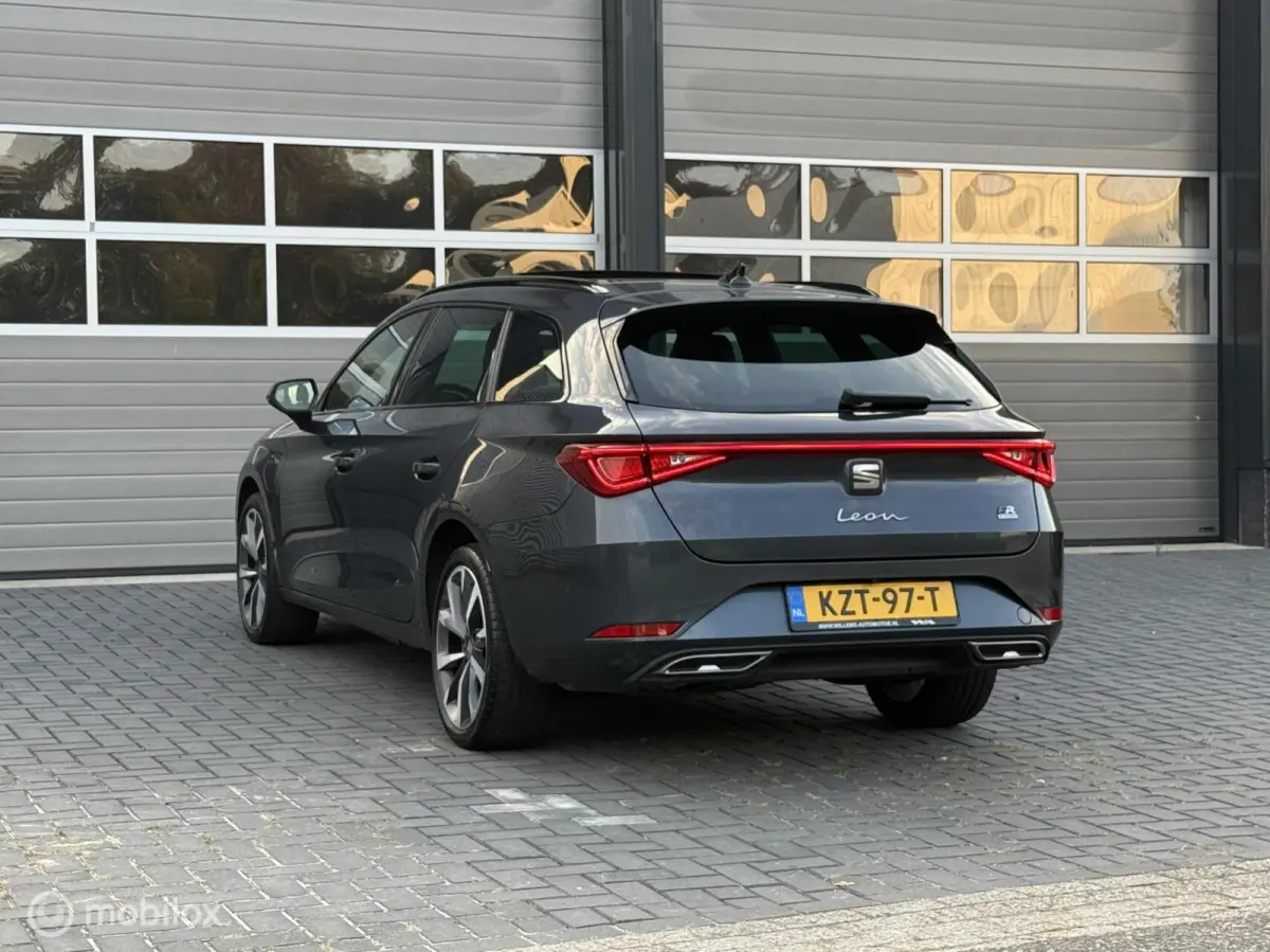 1.4 TSI eHybrid PHEV FR Business Intense