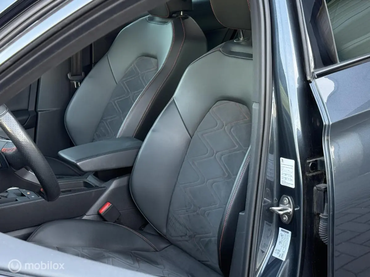 1.4 TSI eHybrid PHEV FR Business Intense