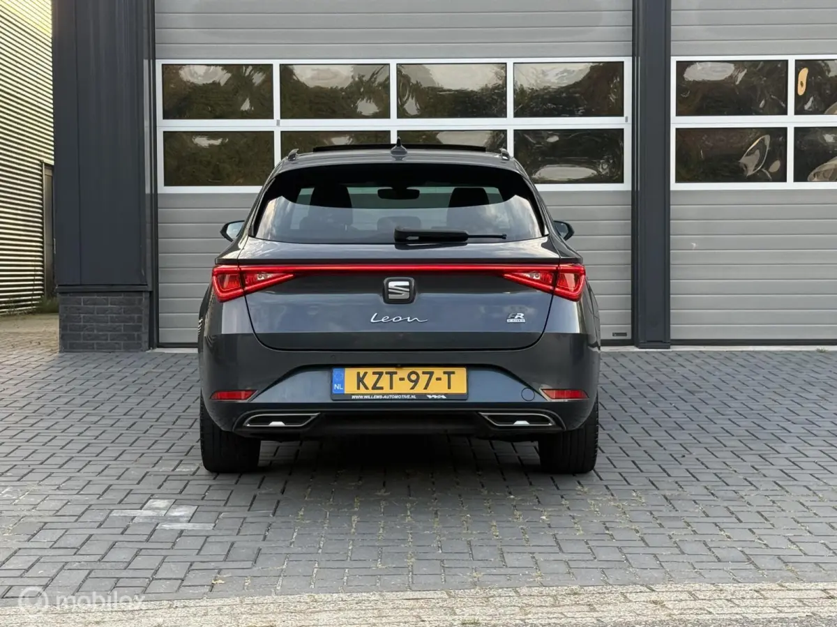 1.4 TSI eHybrid PHEV FR Business Intense