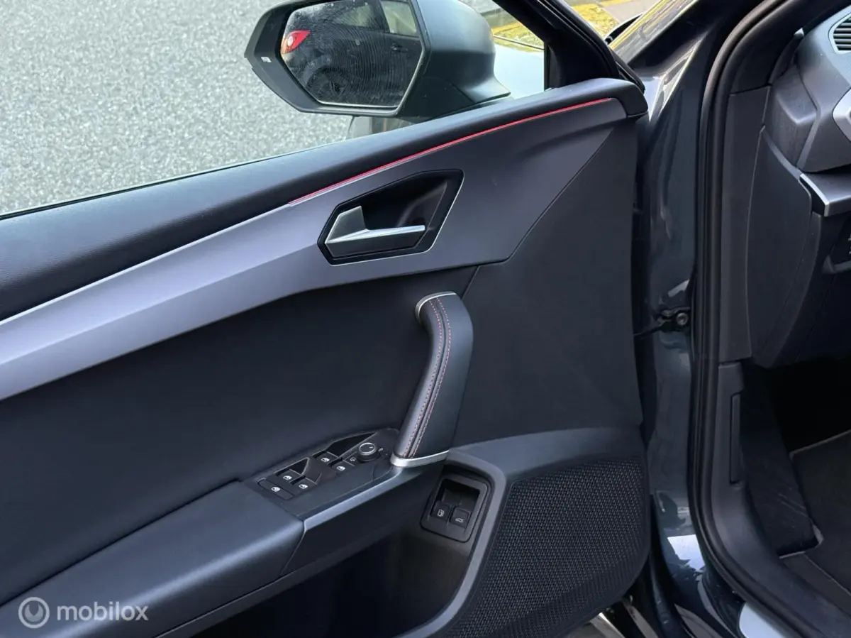 1.4 TSI eHybrid PHEV FR Business Intense