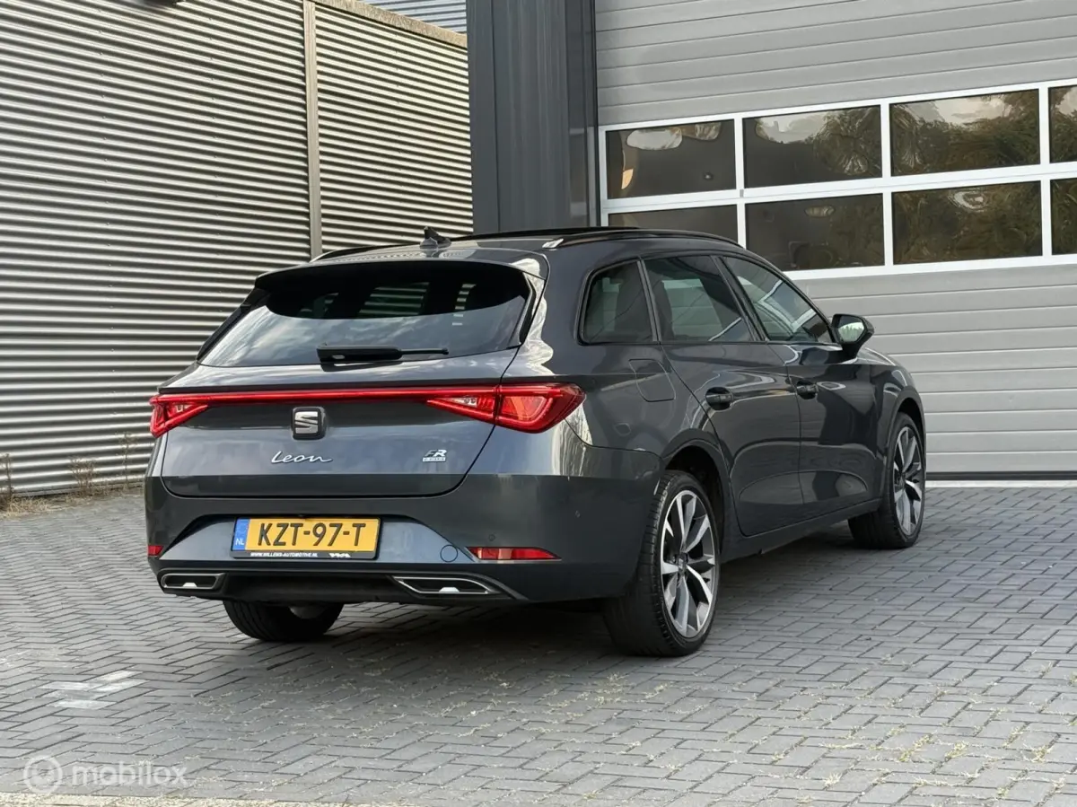 1.4 TSI eHybrid PHEV FR Business Intense