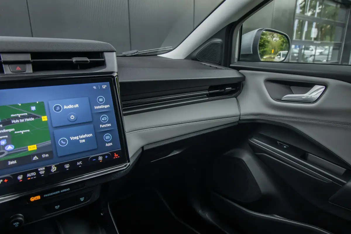 44 kWh | BTW Auto | Camera | Privacy-glass | Apple carplay / andriod auto | LED | Winter-pack