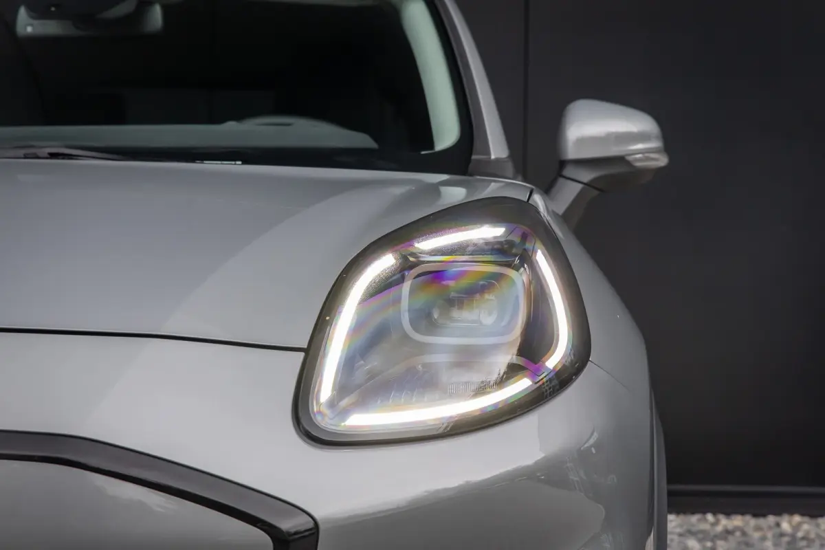 44 kWh | BTW Auto | Camera | Privacy-glass | Apple carplay / andriod auto | LED | Winter-pack