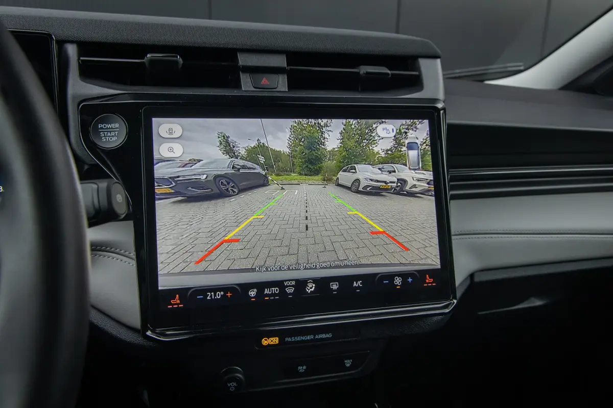 44 kWh | BTW Auto | Camera | Privacy-glass | Apple carplay / andriod auto | LED | Winter-pack