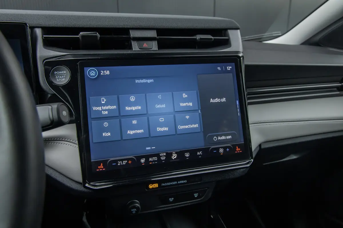 44 kWh | BTW Auto | Camera | Privacy-glass | Apple carplay / andriod auto | LED | Winter-pack