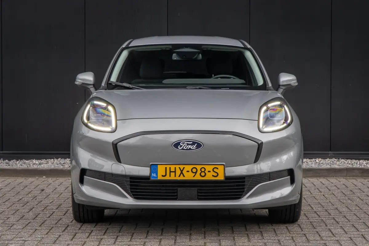 44 kWh | BTW Auto | Camera | Privacy-glass | Apple carplay / andriod auto | LED | Winter-pack