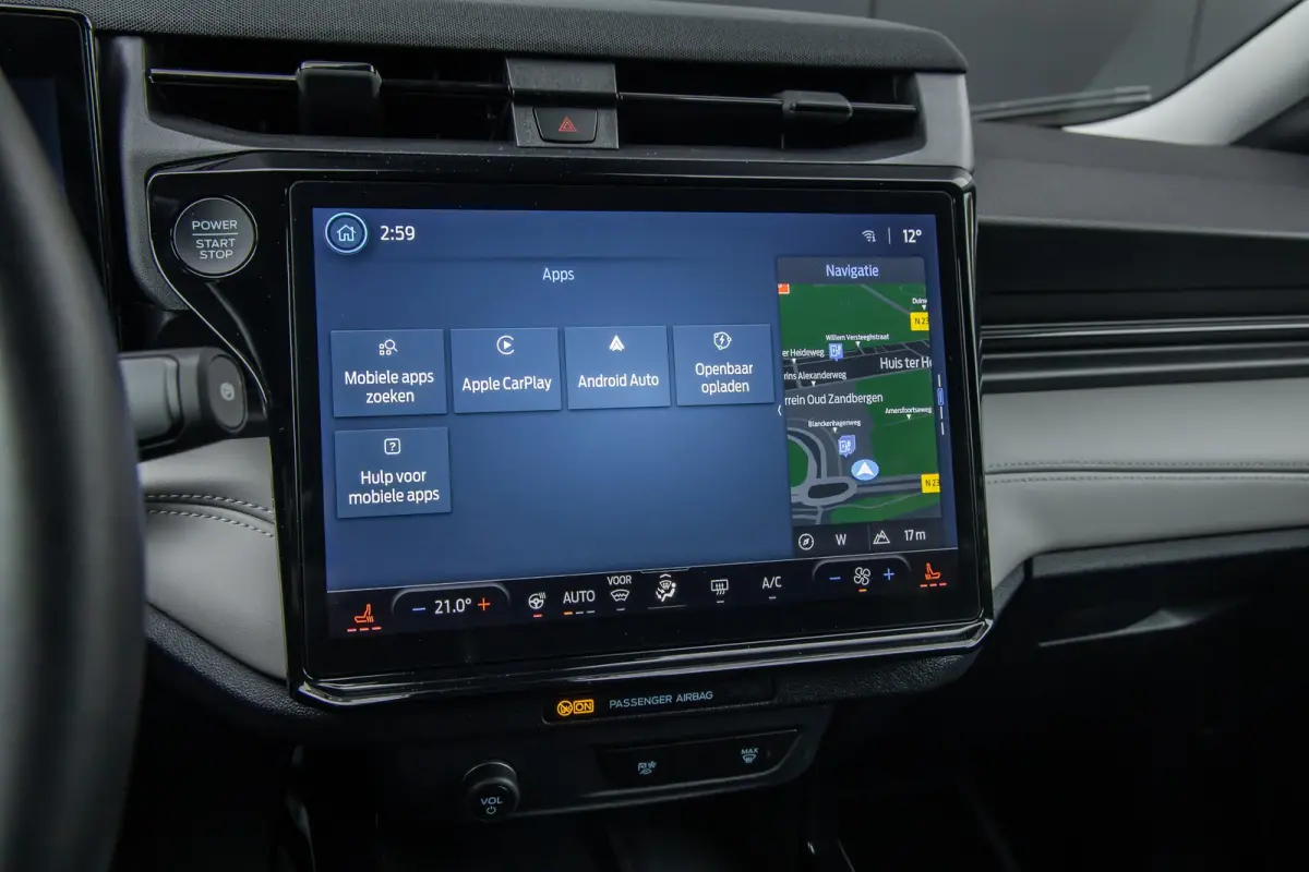 44 kWh | BTW Auto | Camera | Privacy-glass | Apple carplay / andriod auto | LED | Winter-pack