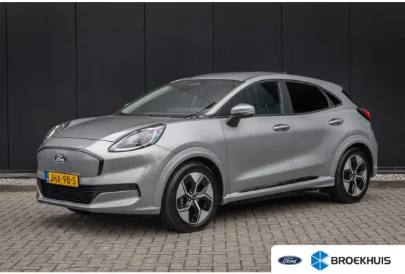 44 kWh | BTW Auto | Camera | Privacy-glass | Apple carplay / andriod auto | LED | Winter-pack