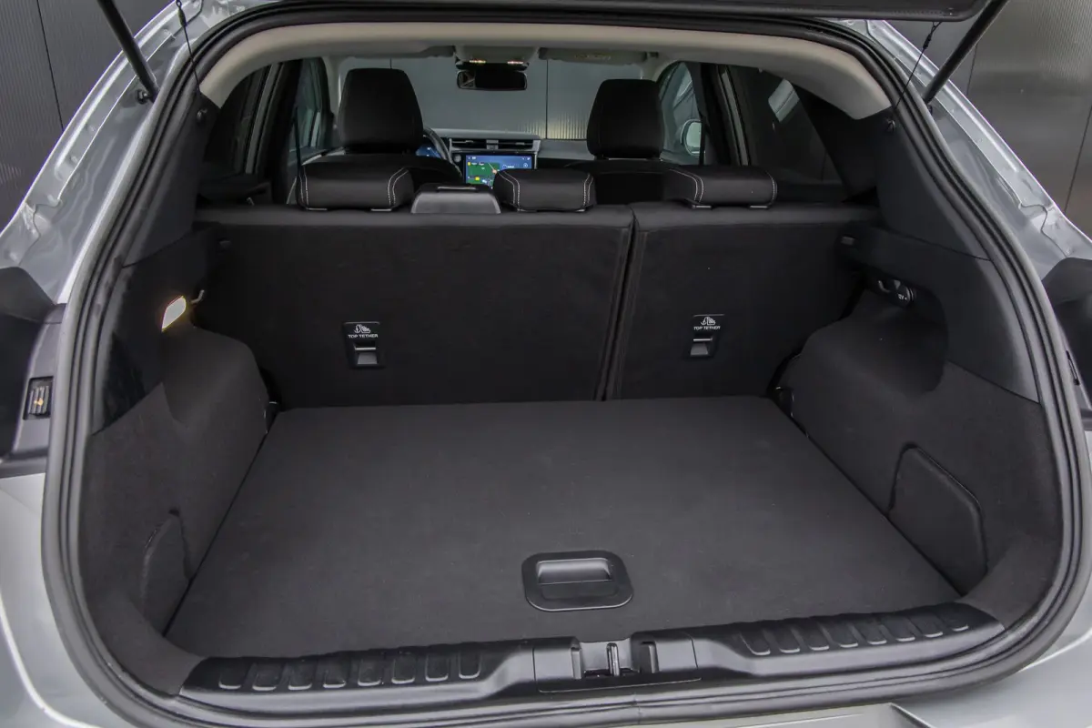 44 kWh | BTW Auto | Camera | Privacy-glass | Apple carplay / andriod auto | LED | Winter-pack