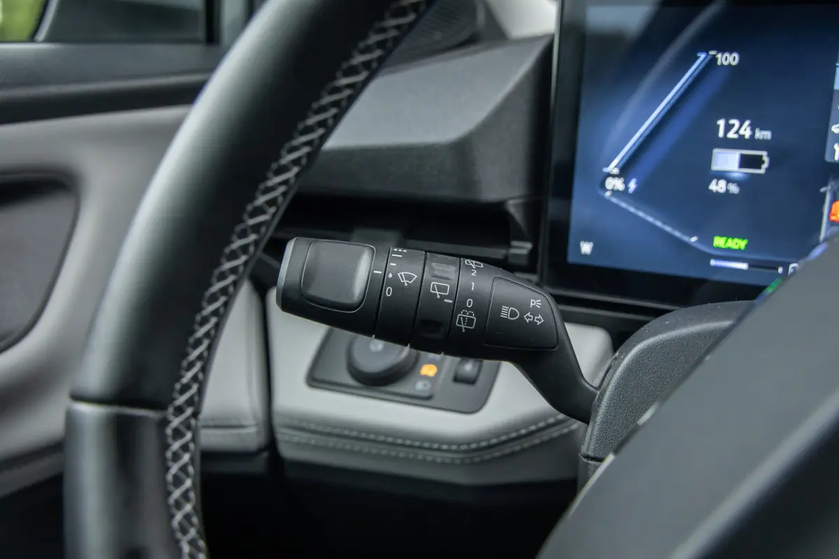 44 kWh | BTW Auto | Camera | Privacy-glass | Apple carplay / andriod auto | LED | Winter-pack