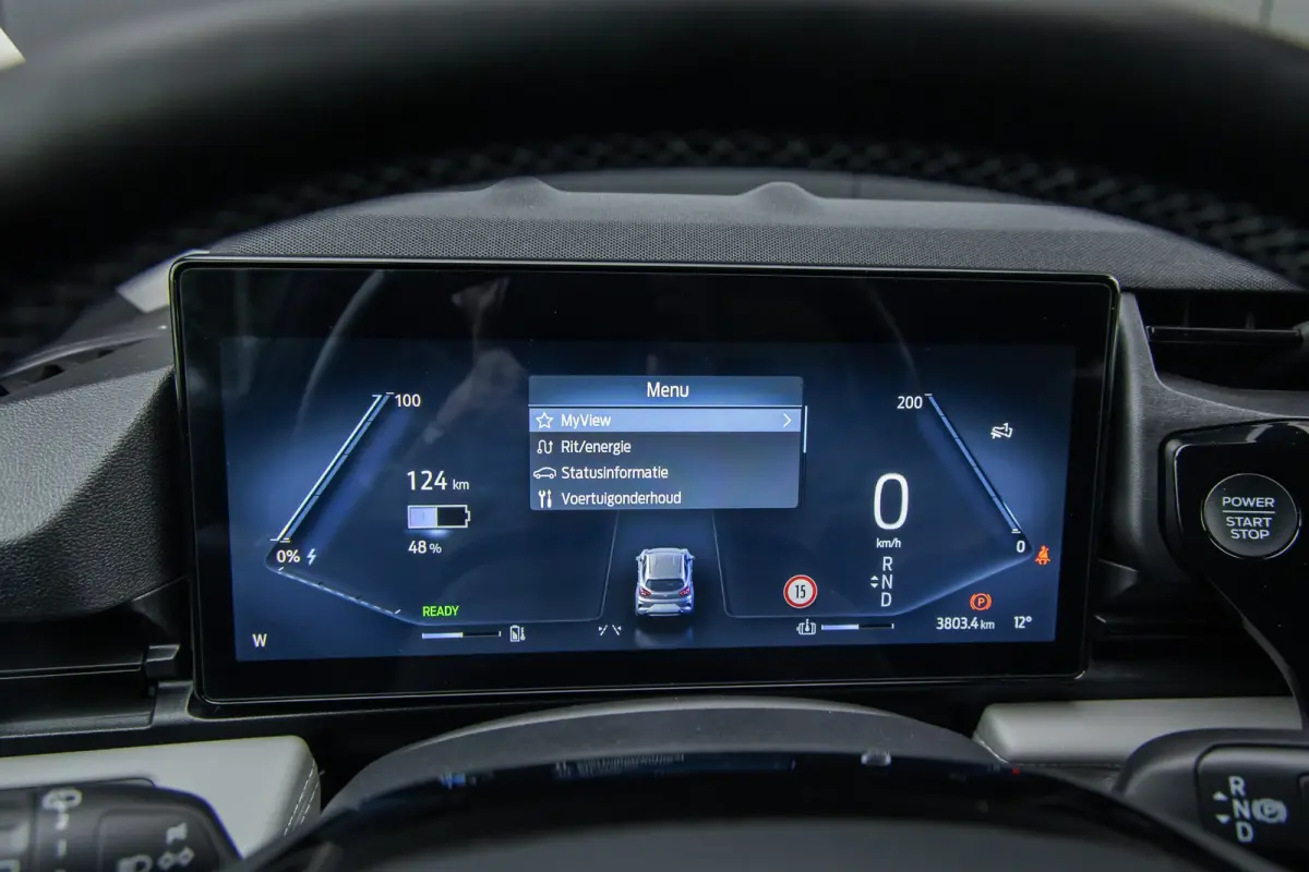44 kWh | BTW Auto | Camera | Privacy-glass | Apple carplay / andriod auto | LED | Winter-pack