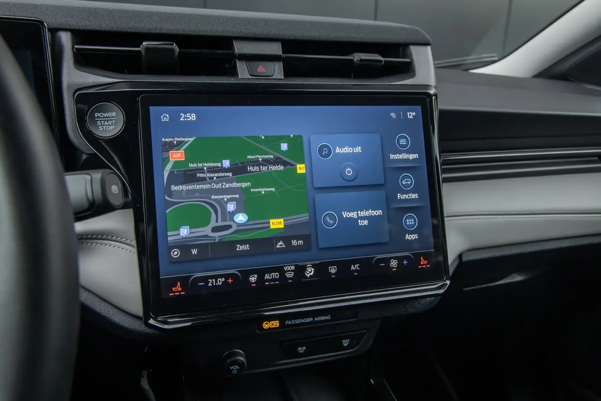 44 kWh | BTW Auto | Camera | Privacy-glass | Apple carplay / andriod auto | LED | Winter-pack