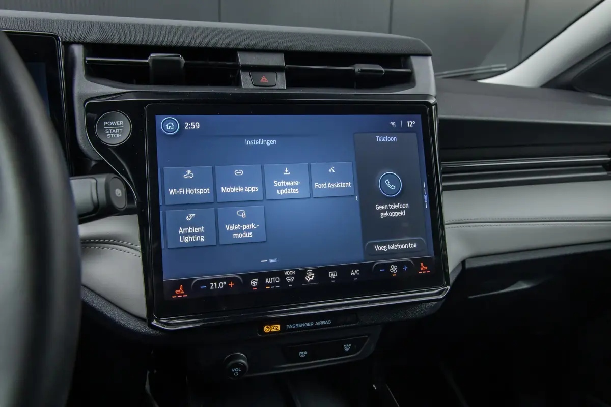 44 kWh | BTW Auto | Camera | Privacy-glass | Apple carplay / andriod auto | LED | Winter-pack