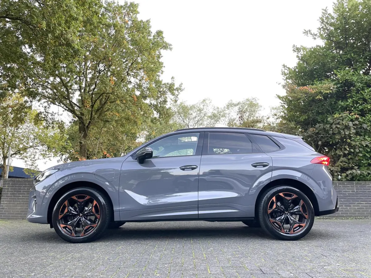 1.5 TSI e-Hybrid VZ 272 PK/ Pano/ HuD/ 360 Cam/ Sennheiser/ Keyless