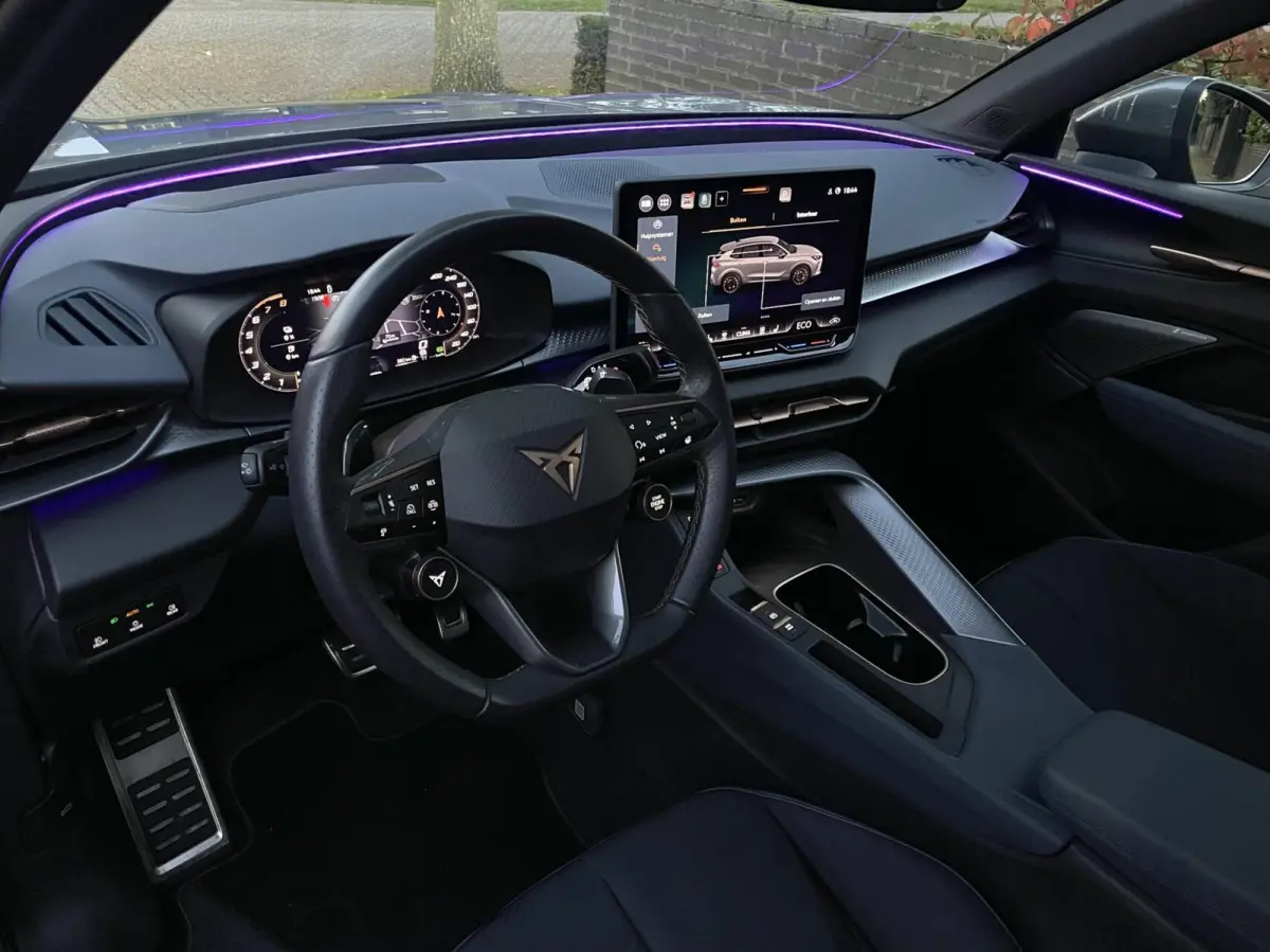 1.5 TSI e-Hybrid VZ 272 PK/ Pano/ HuD/ 360 Cam/ Sennheiser/ Keyless