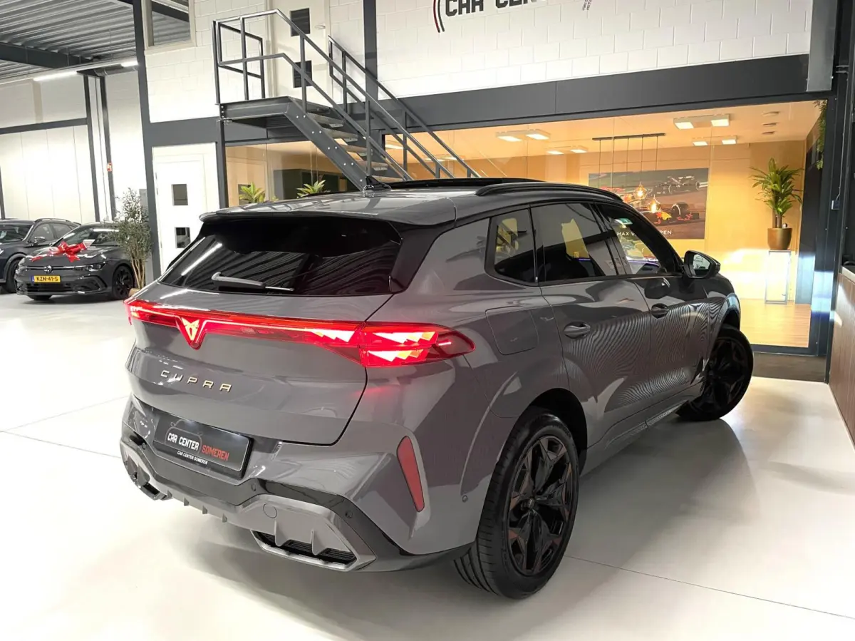 1.5 TSI e-Hybrid VZ 272 PK/ Pano/ HuD/ 360 Cam/ Sennheiser/ Keyless