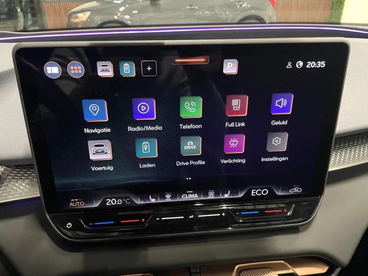 1.5 TSI e-Hybrid VZ 272 PK/ Pano/ HuD/ 360 Cam/ Sennheiser/ Keyless