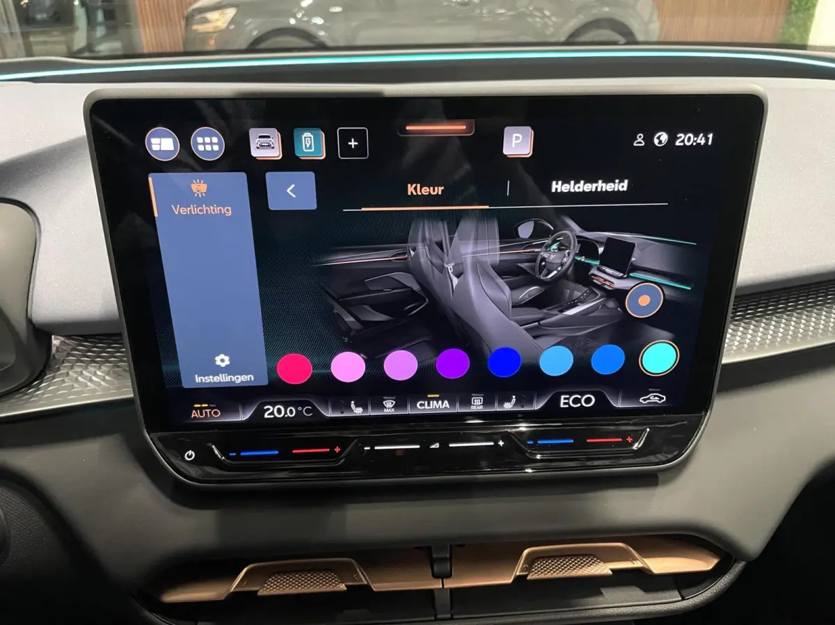 1.5 TSI e-Hybrid VZ 272 PK/ Pano/ HuD/ 360 Cam/ Sennheiser/ Keyless