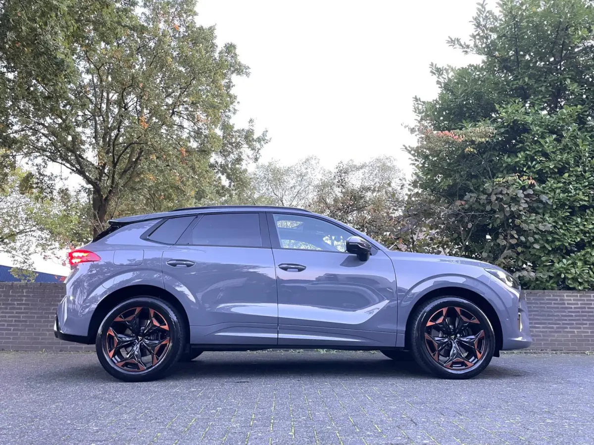 1.5 TSI e-Hybrid VZ 272 PK/ Pano/ HuD/ 360 Cam/ Sennheiser/ Keyless