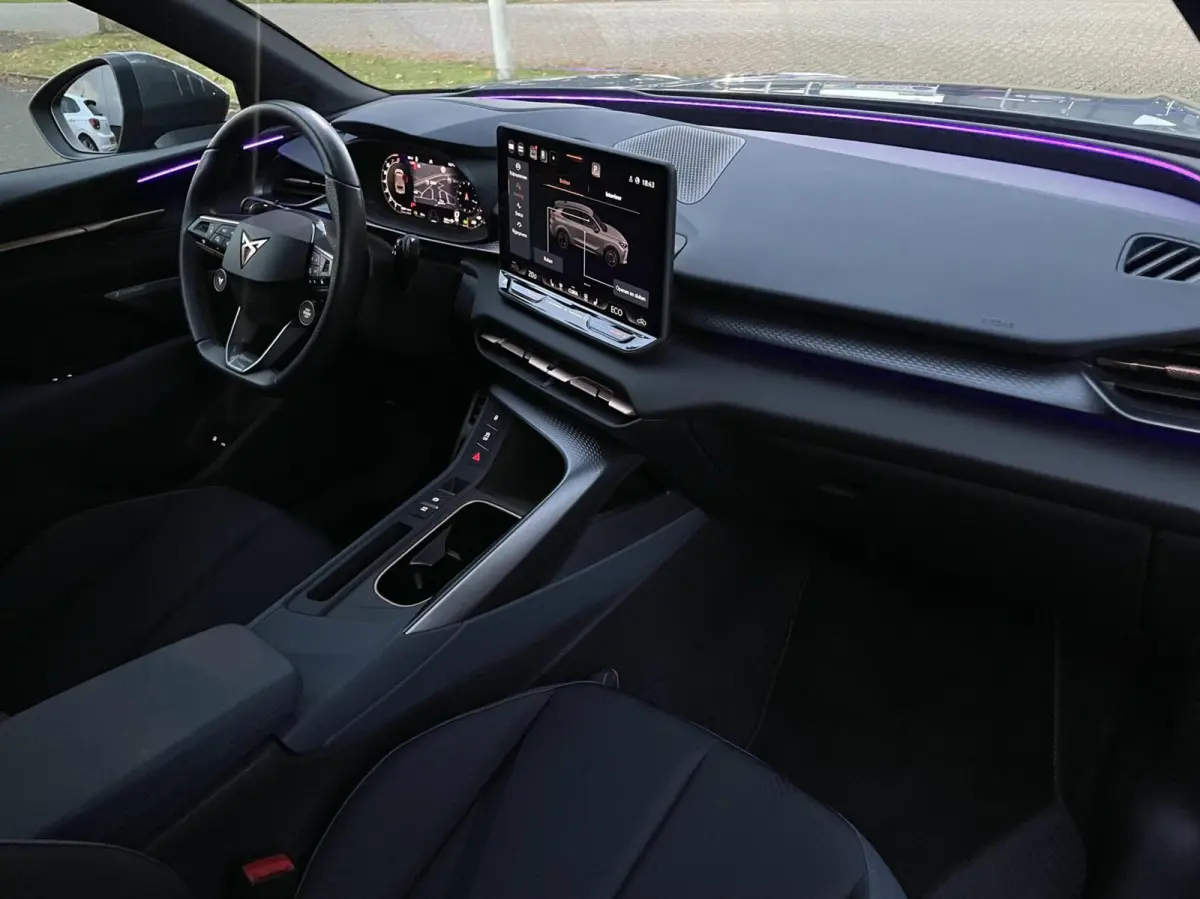 1.5 TSI e-Hybrid VZ 272 PK/ Pano/ HuD/ 360 Cam/ Sennheiser/ Keyless