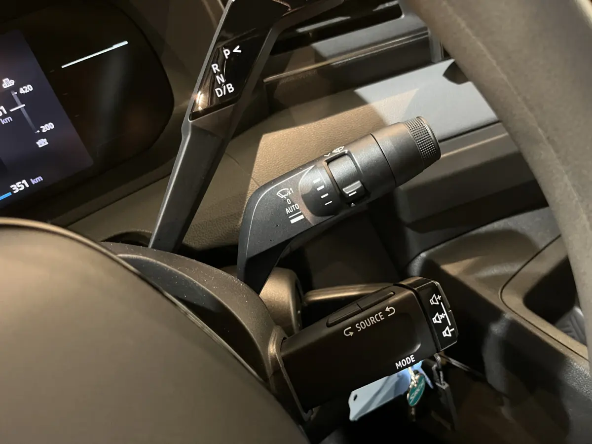 T35 L2H2 Advance long range 87 kWh / 100% elektrisch !! / SOH 99% / CCS Snelladen / Airco / Cruise Control / Camera / CarPlay / LED / 3-Zits / 3.300 KM !!