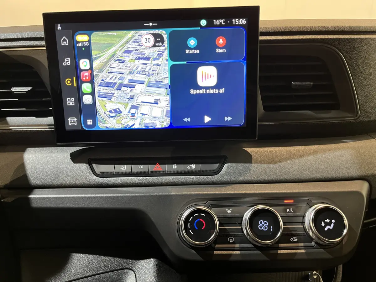 T35 L2H2 Advance long range 87 kWh / 100% elektrisch !! / SOH 99% / CCS Snelladen / Airco / Cruise Control / Camera / CarPlay / LED / 3-Zits / 3.300 KM !!