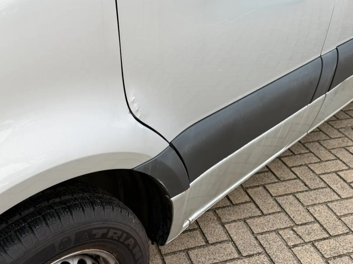 215 1.9 CDI L2H2 FWD Met Duitse papieren 8x auto's