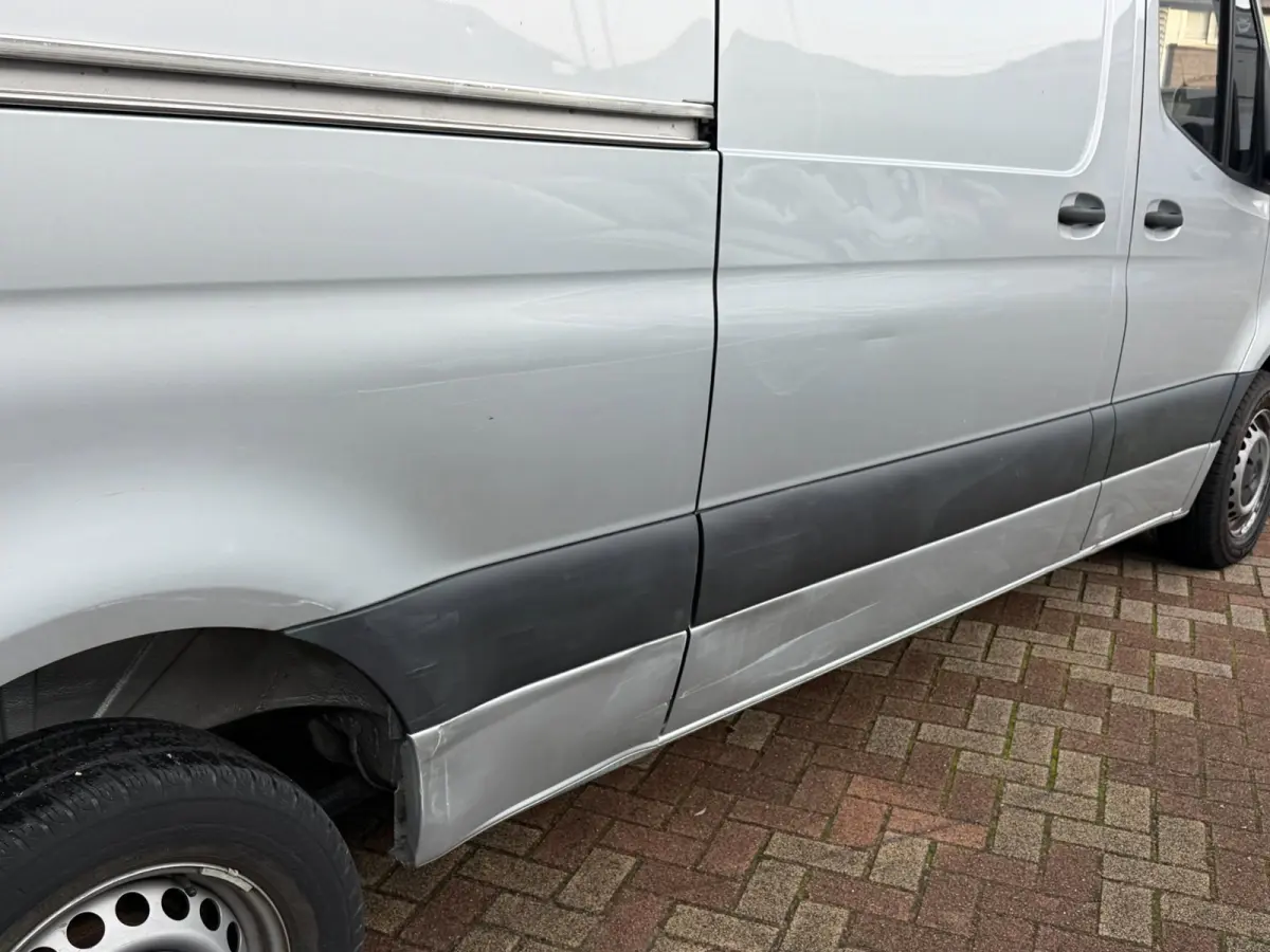 215 1.9 CDI L2H2 FWD Met Duitse papieren 8x auto's