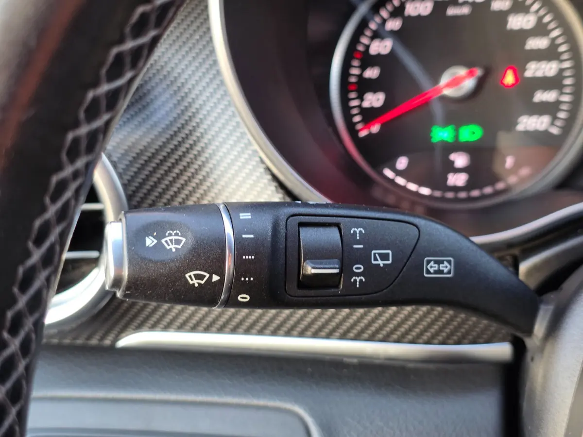 200d | DC | BURMESTER | CAMERA | LEDER