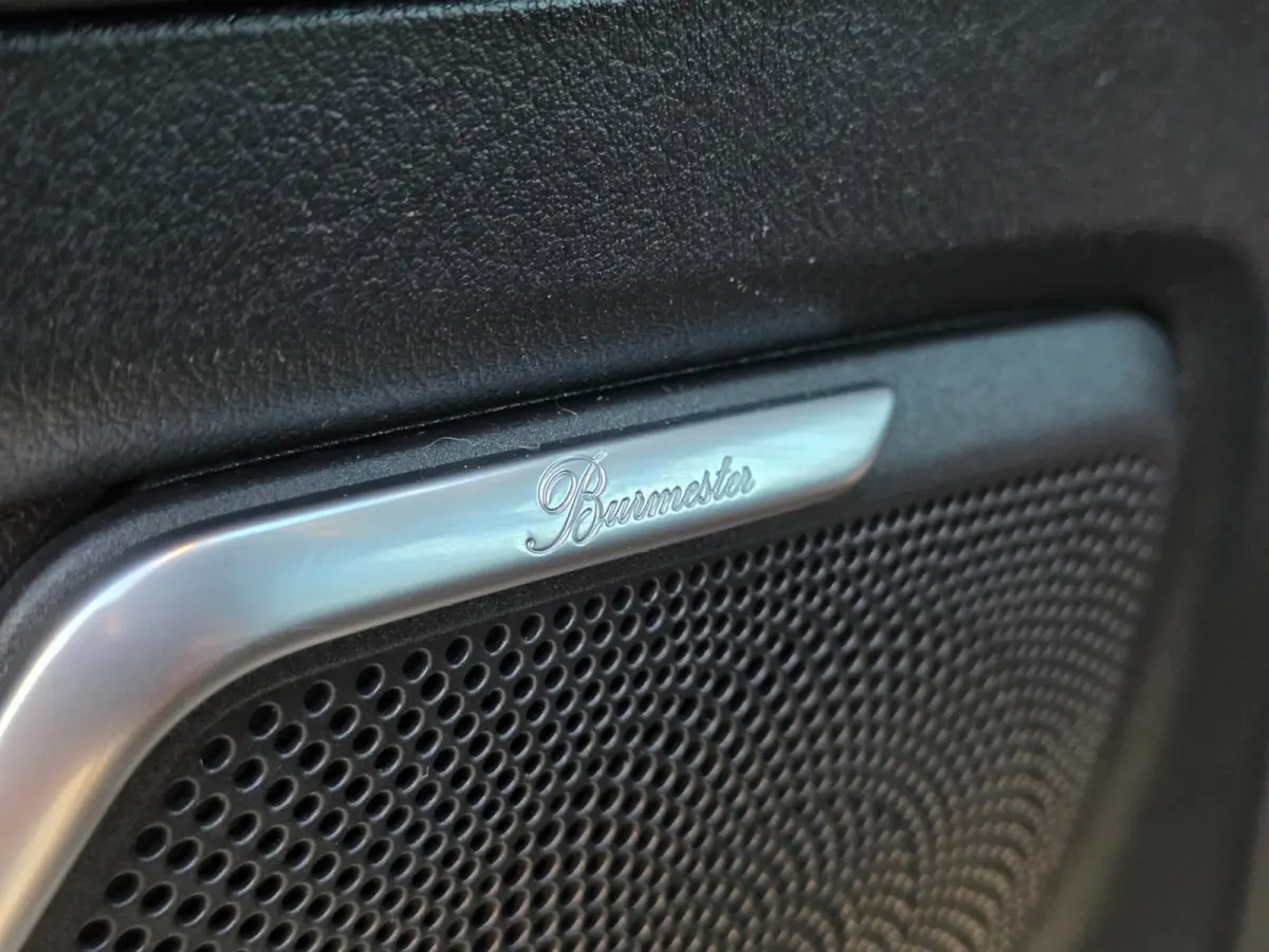 200d | DC | BURMESTER | CAMERA | LEDER