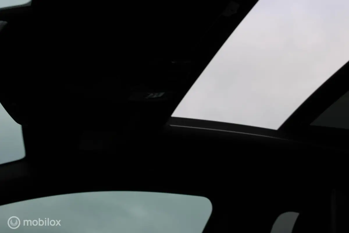 1.0 T-GDi 120 PK GT-Line, Panoramadak, Trekhaak, Cruise, Clima, Stoel-stuurverwarming, Donker glas, Navi, App connect