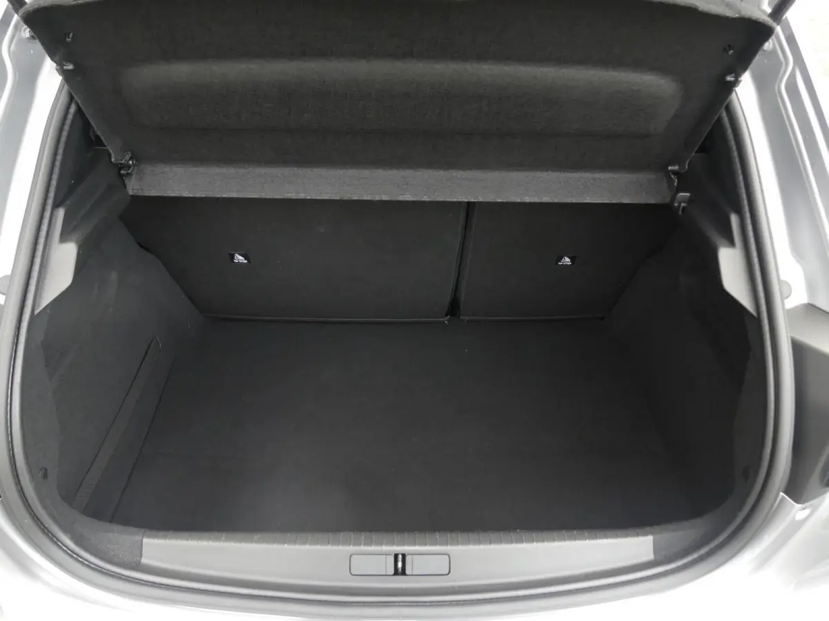 1.2 ALLURE 100PK I-COCKPIT TREKHAAK/CLIMATE/KEYLESS/CRUISE