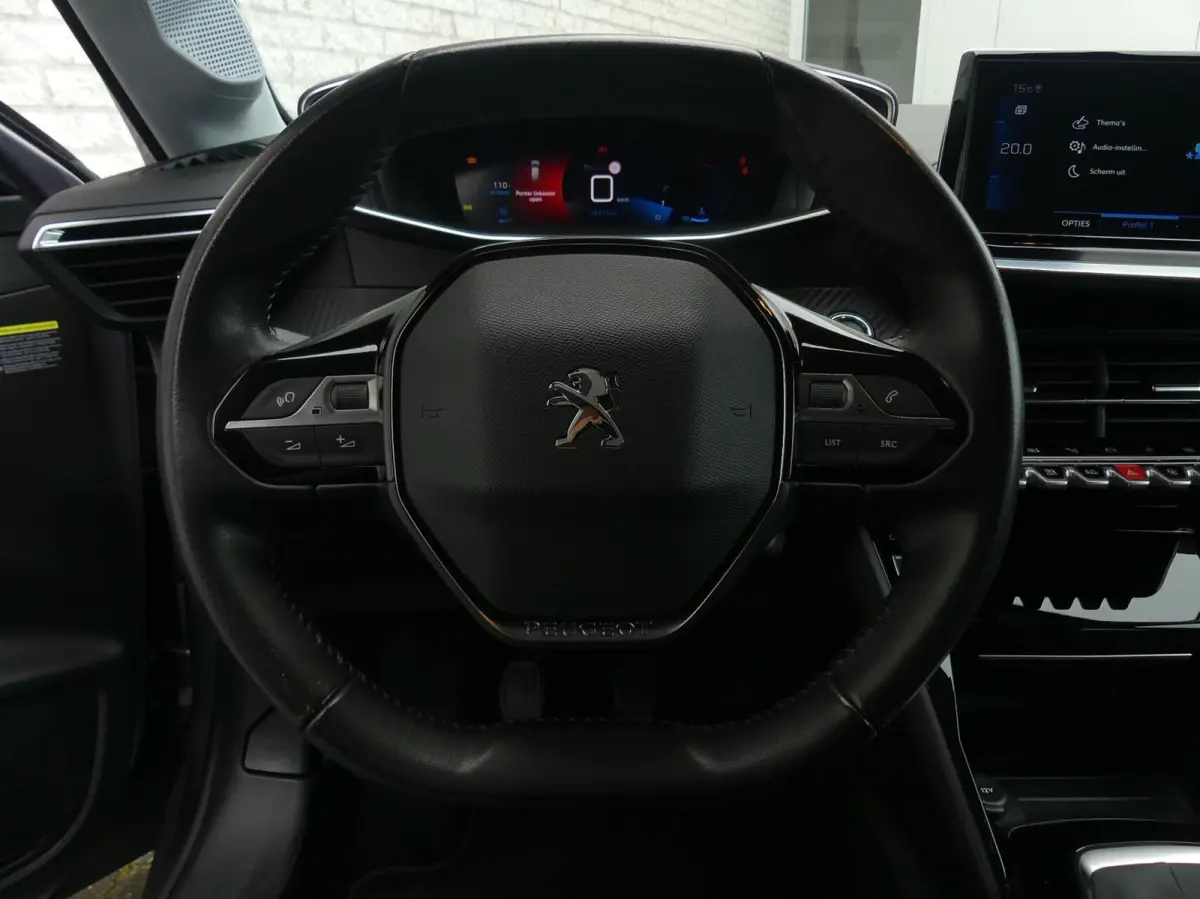 1.2 ALLURE 100PK I-COCKPIT TREKHAAK/CLIMATE/KEYLESS/CRUISE