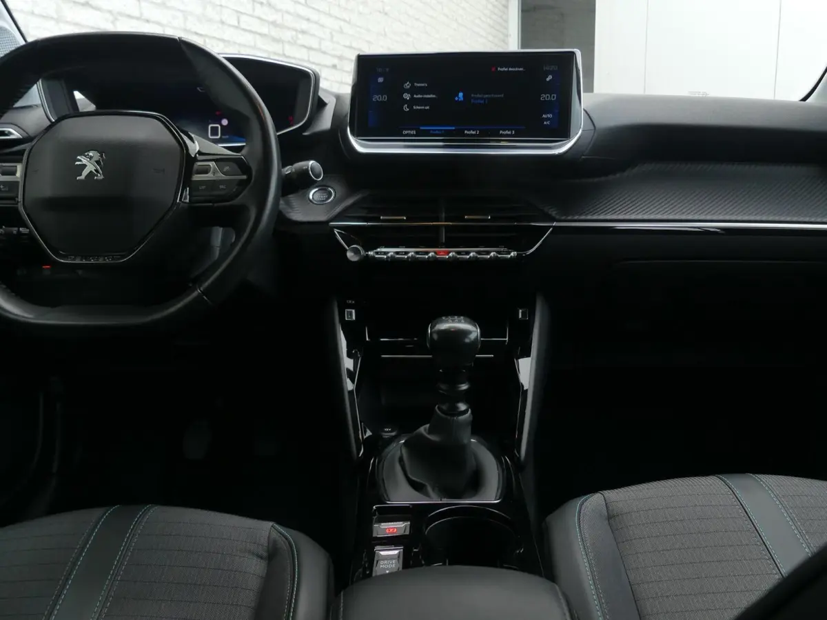 1.2 ALLURE 100PK I-COCKPIT TREKHAAK/CLIMATE/KEYLESS/CRUISE