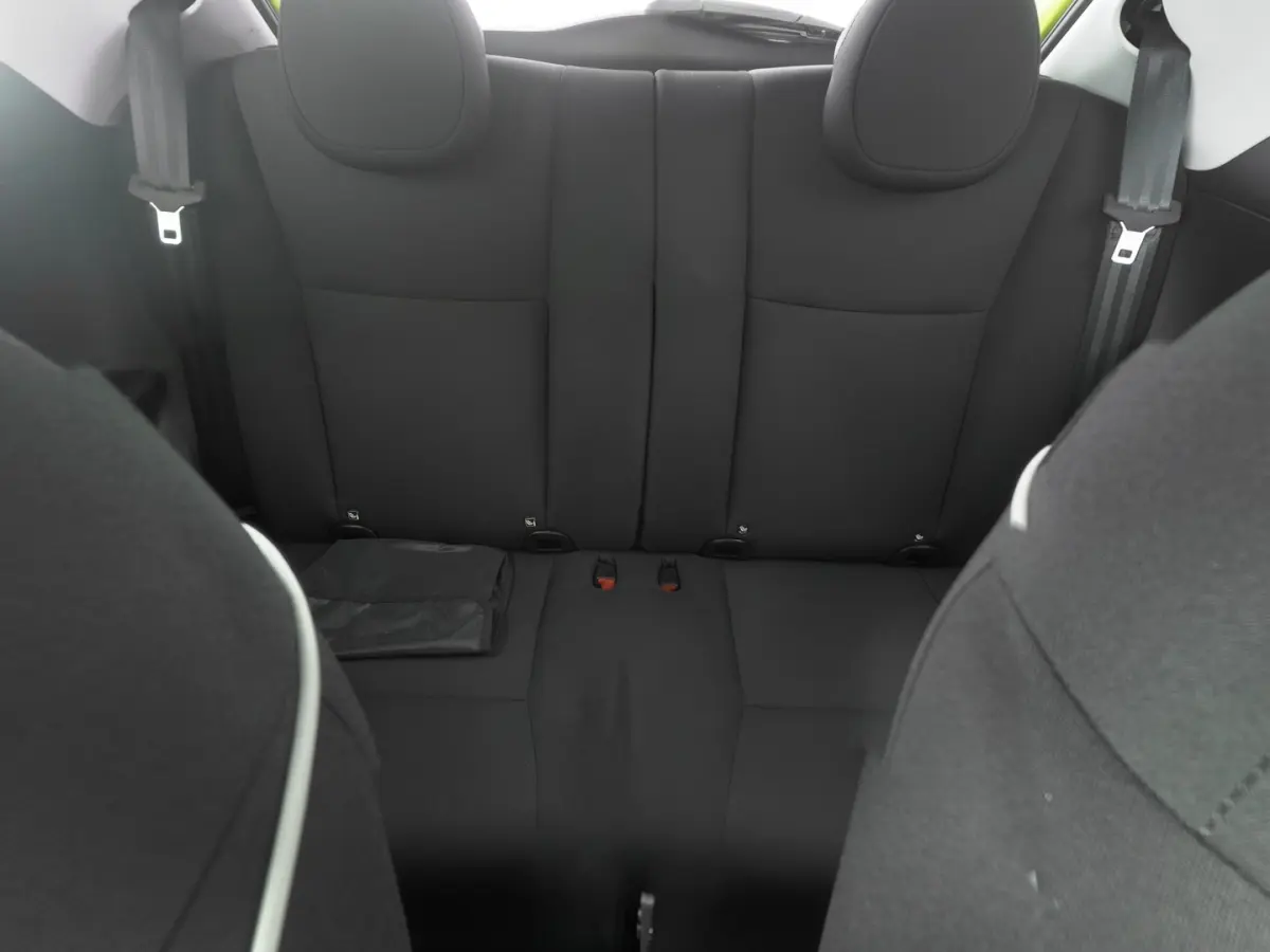 Urban Plus 24 kWh | CAMERA | CARPLAY | Stoelverwarming | NAVI | PDC | SOH: 94,5% | !
