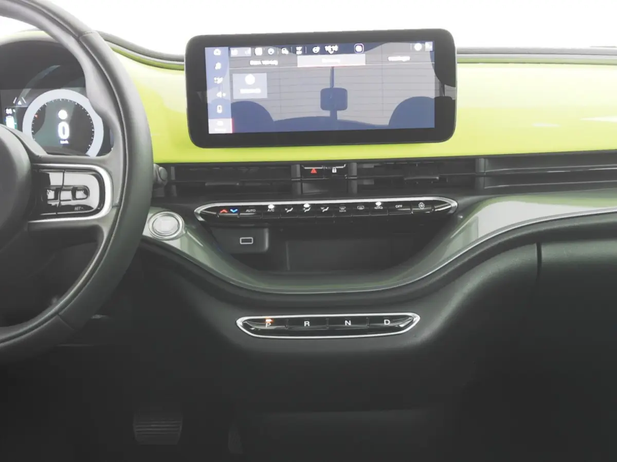 Urban Plus 24 kWh | CAMERA | CARPLAY | Stoelverwarming | NAVI | PDC | SOH: 94,5% | !