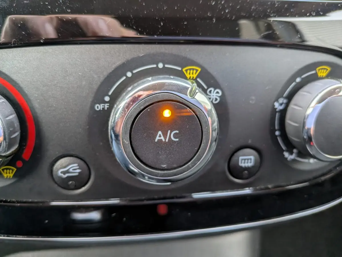 0.9 TCe Limited