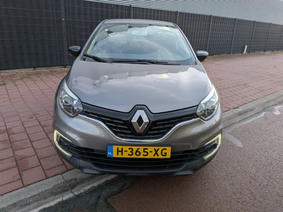 0.9 TCe Limited