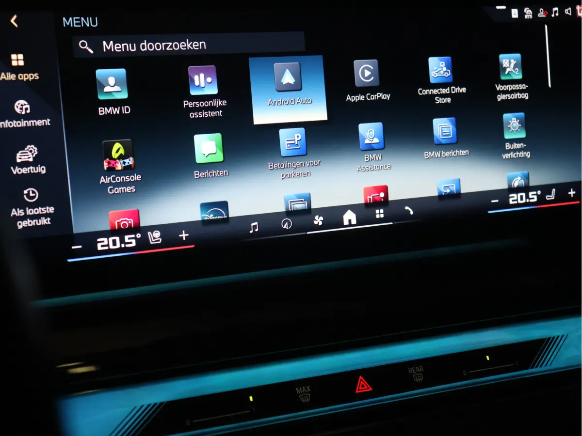 M60 xDrive 84 kWh M Sport Pro [PANORAMADAK, CARBON EXTERIEURPAKKET, M SPORT PAKKET, TREKHAAK, APPLE CARPLAY, ANDROID, BOWERS & WILKINS, CRUISE CONTROL, SFEERVERLICHTING, 360 CAMERA V+A, STOE