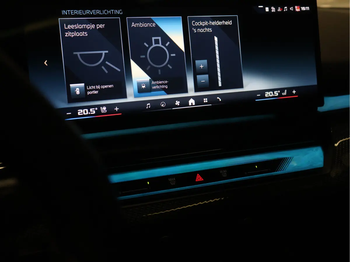 M60 xDrive 84 kWh M Sport Pro [PANORAMADAK, CARBON EXTERIEURPAKKET, M SPORT PAKKET, TREKHAAK, APPLE CARPLAY, ANDROID, BOWERS & WILKINS, CRUISE CONTROL, SFEERVERLICHTING, 360 CAMERA V+A, STOE