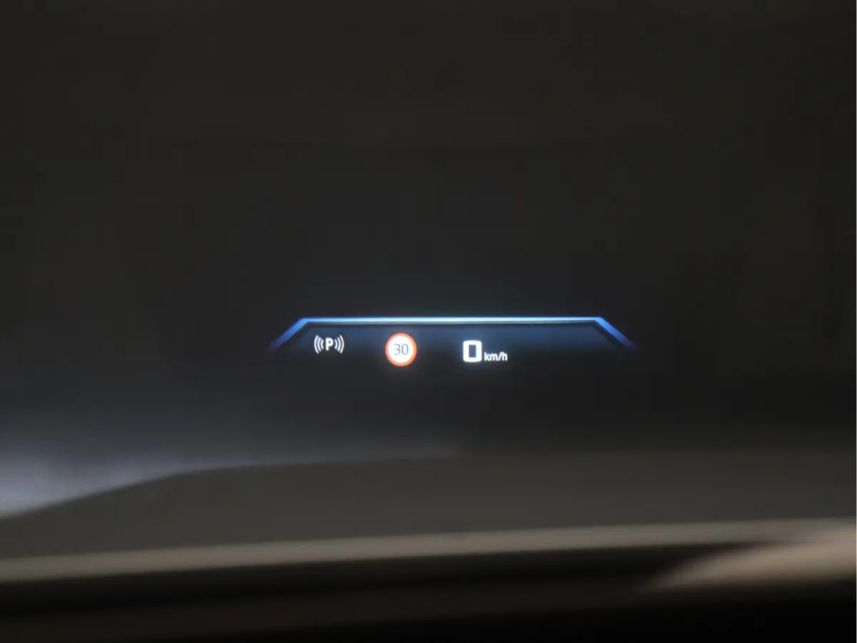 M60 xDrive 84 kWh M Sport Pro [PANORAMADAK, CARBON EXTERIEURPAKKET, M SPORT PAKKET, TREKHAAK, APPLE CARPLAY, ANDROID, BOWERS & WILKINS, CRUISE CONTROL, SFEERVERLICHTING, 360 CAMERA V+A, STOE