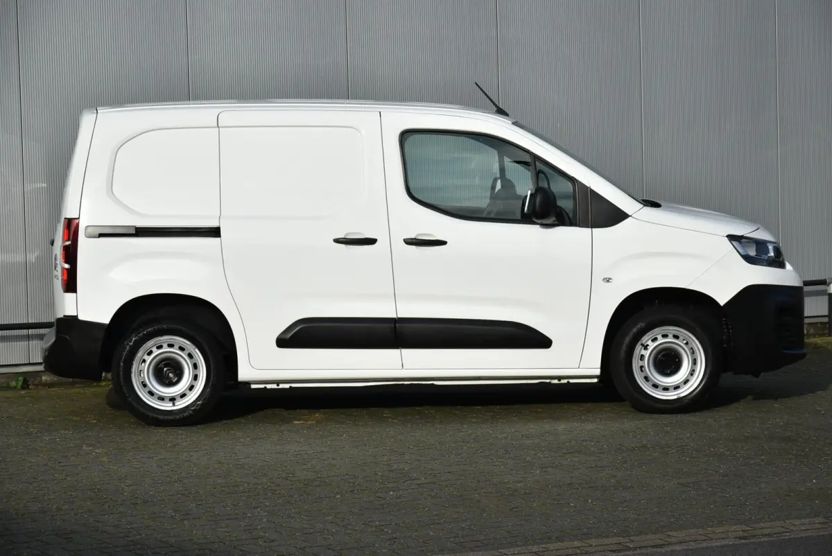 1.5 BlueHDI Airco Navi 3 Sits Euro 6 Apple