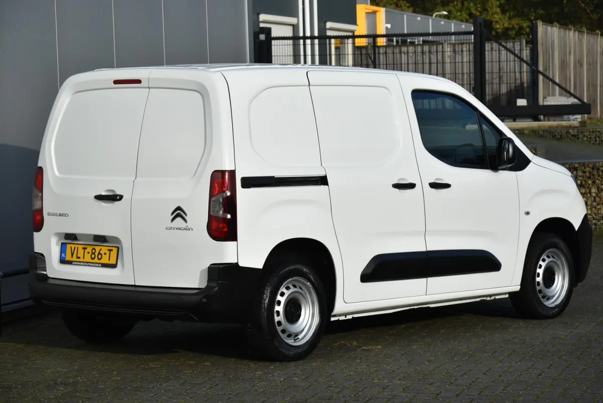 1.5 BlueHDI Airco Navi 3 Sits Euro 6 Apple