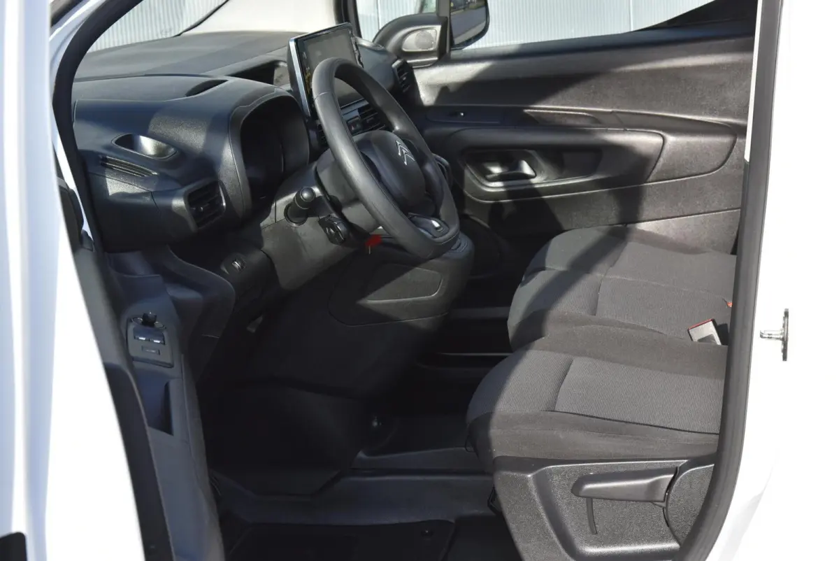 1.5 BlueHDI Airco Navi 3 Sits Euro 6 Apple