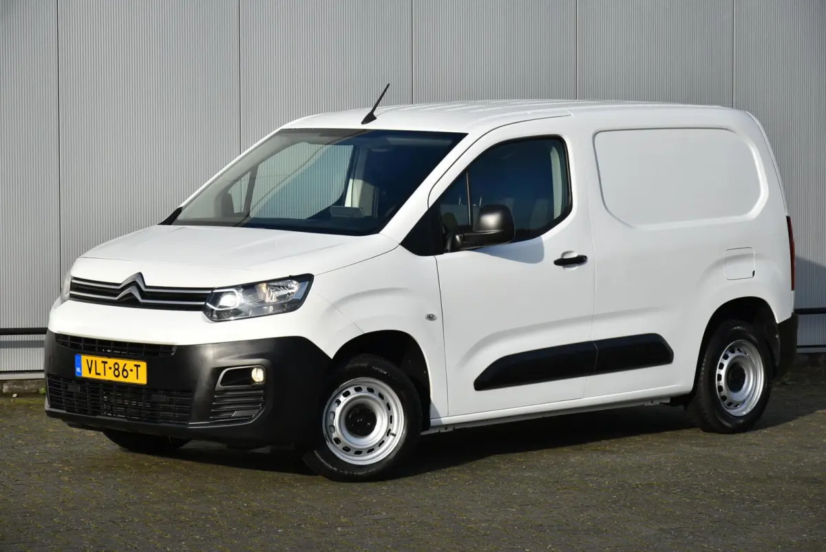 1.5 BlueHDI Airco Navi 3 Sits Euro 6 Apple