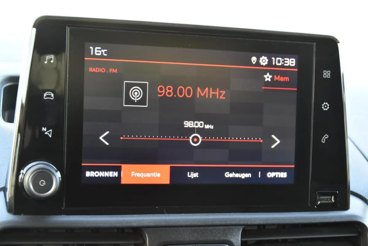1.5 BlueHDI Airco Navi 3 Sits Euro 6 Apple