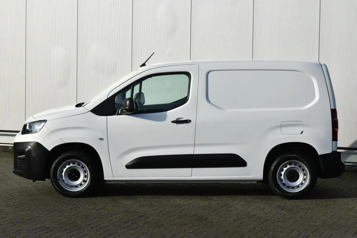 1.5 BlueHDI Airco Navi 3 Sits Euro 6 Apple