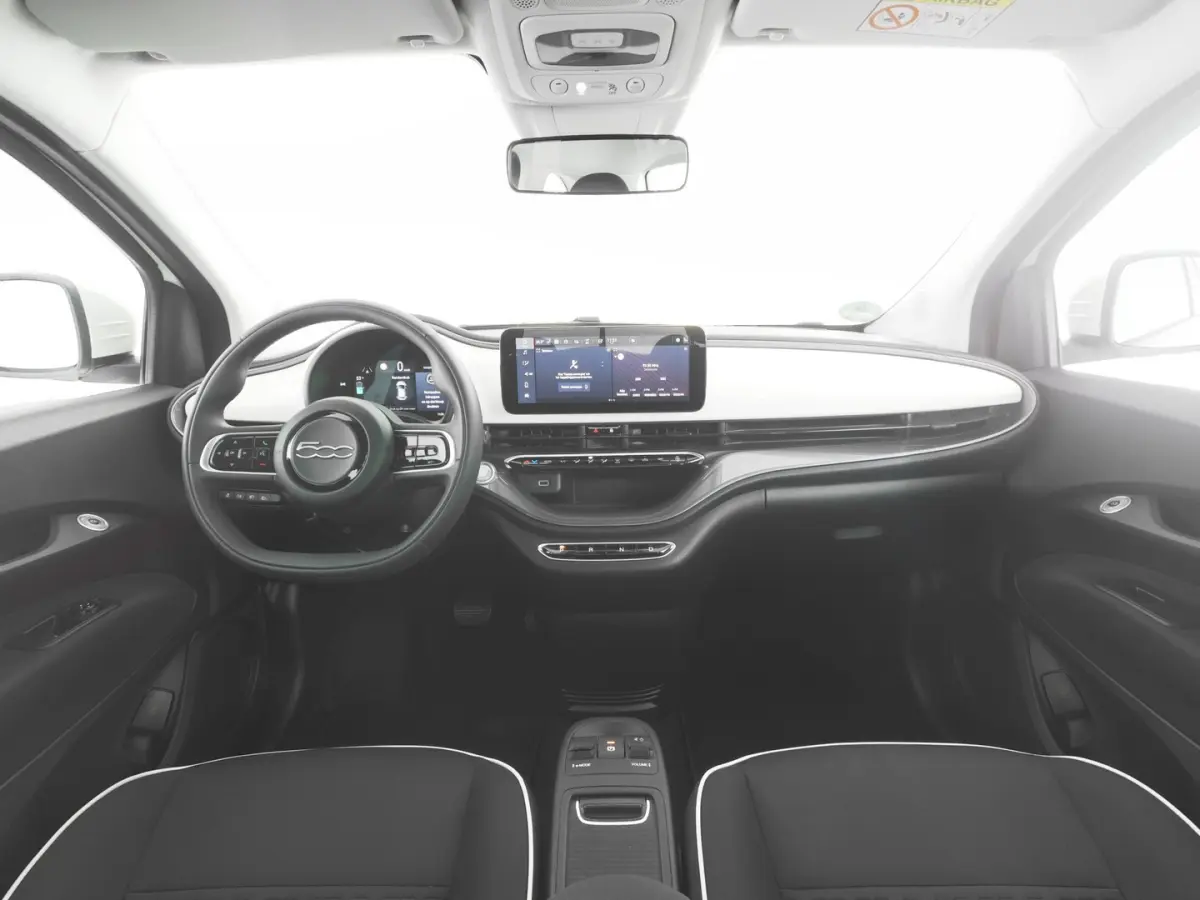 Urban Plus 24 kWh | CAMERA | CARPLAY | Stoelverwarming | PDC | NAVI | SOH: 94,5% | !
