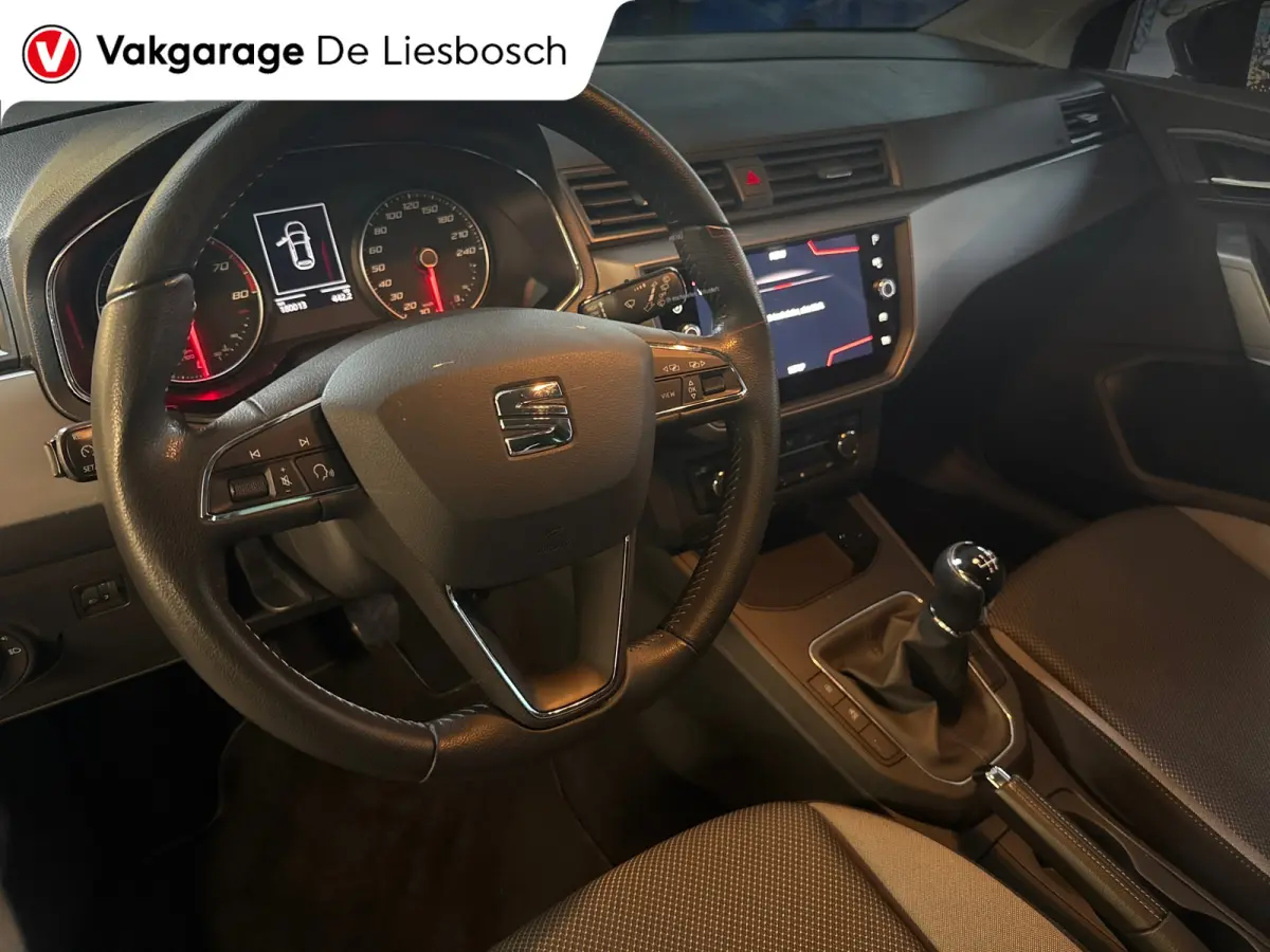 1.0 TSI Style Business Intense navigatie camera pdc Allseason banden